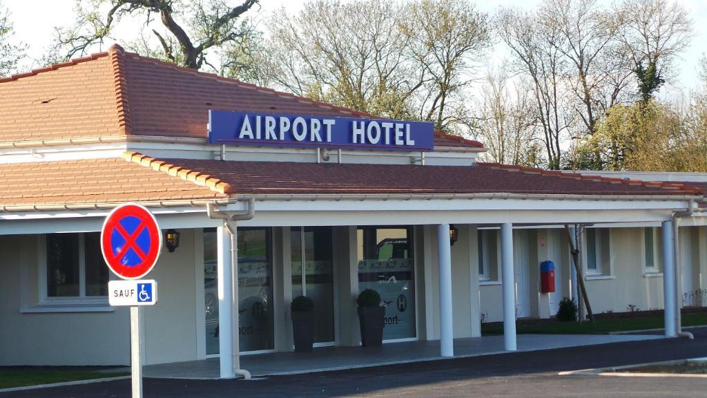 Airport-Hotel Mauregard Exterior photo